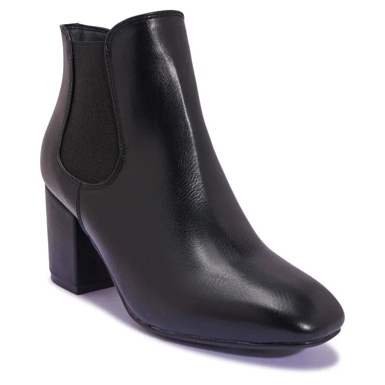 ABLE21 Block Heel Ankle Boots