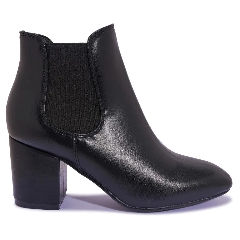 ABLE21 Block Heel Ankle Boots
