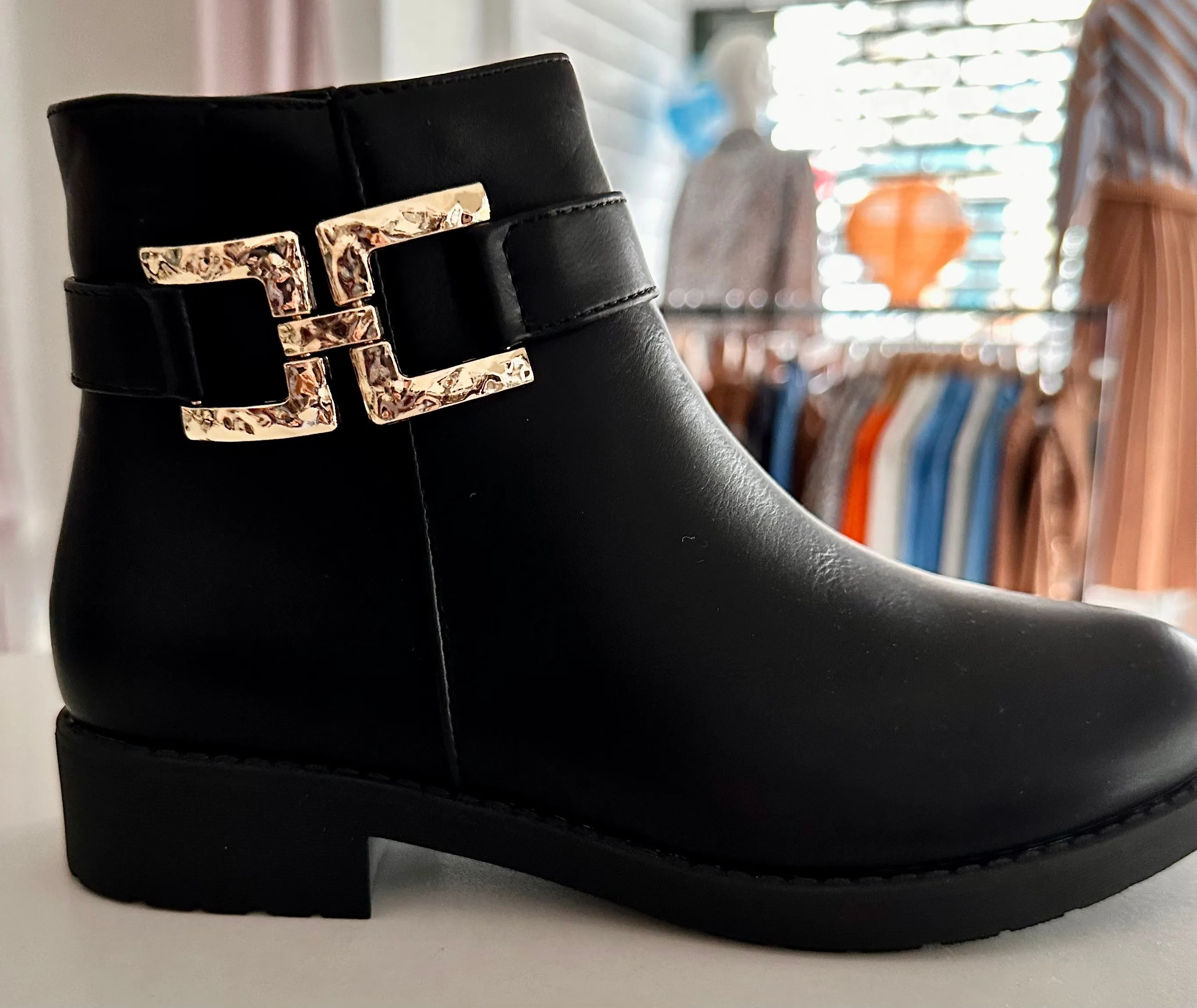 Frenna Chelsea Boot