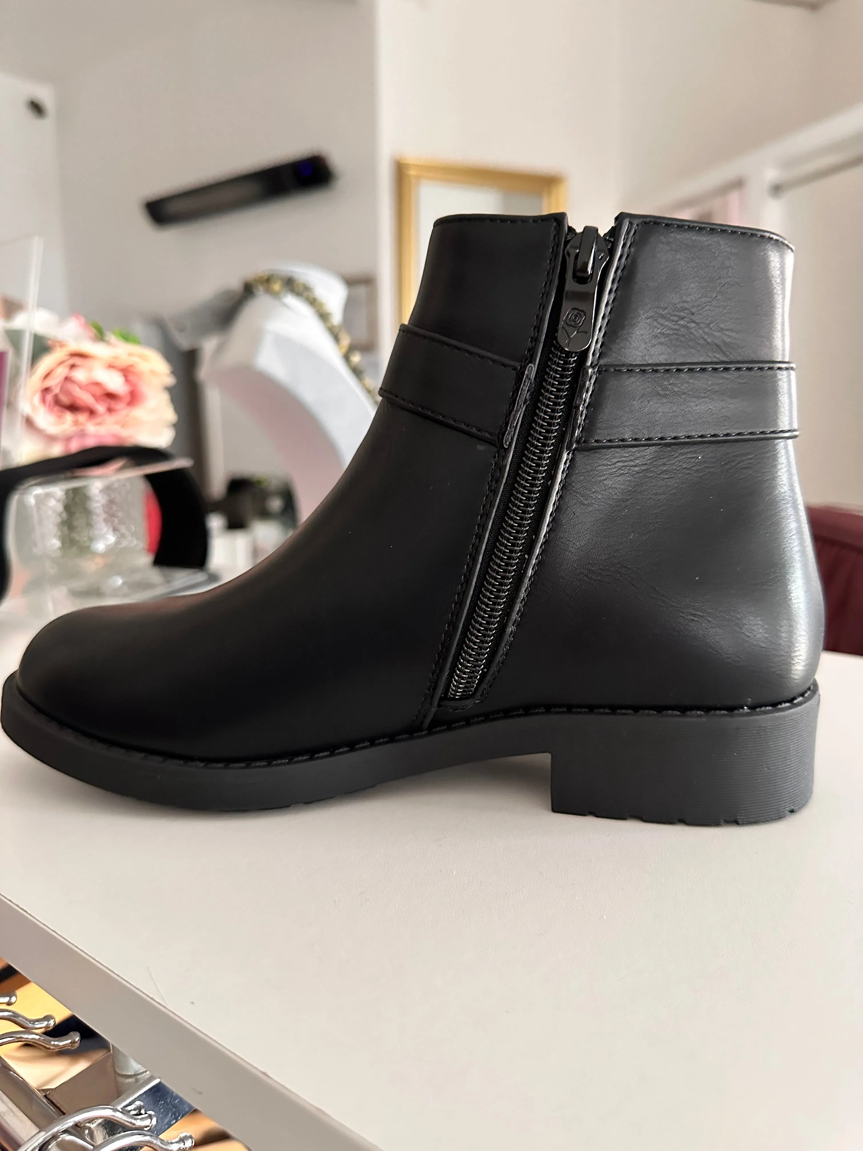 Frenna Chelsea Boot