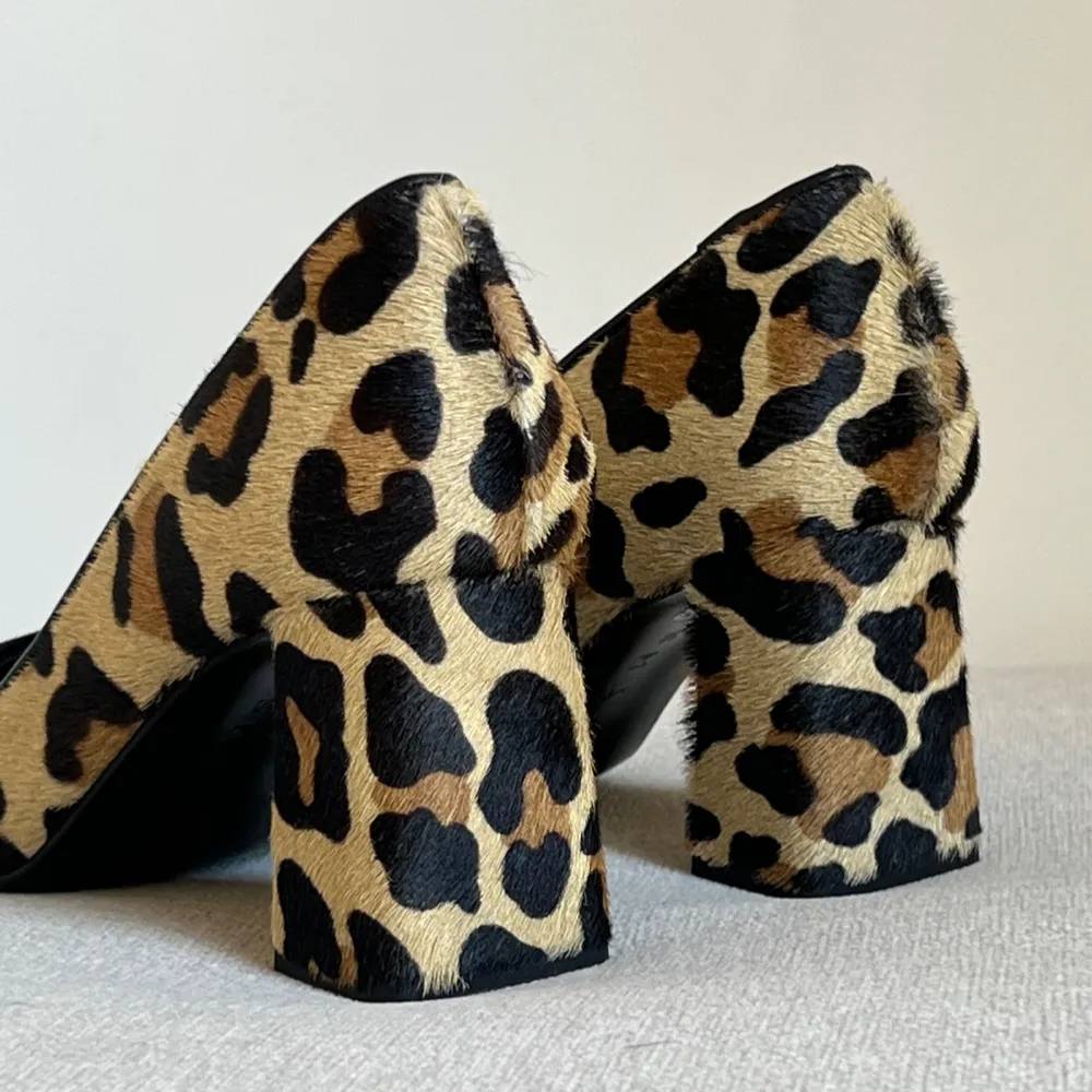 STILETTO NÚRIA PIEL EFECTO POTRO LEOPARDO 6CM
