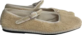 Toujours Cream Ballet Flats With Strap In Natural Fluffy Borg UK 5 EU 38 👠